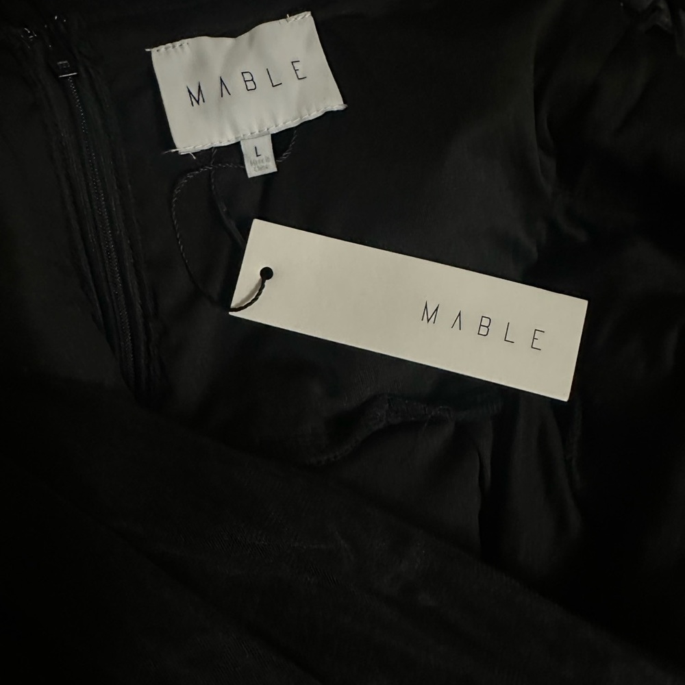 MABLE Elegant Black Dress - Picture 8 of 9